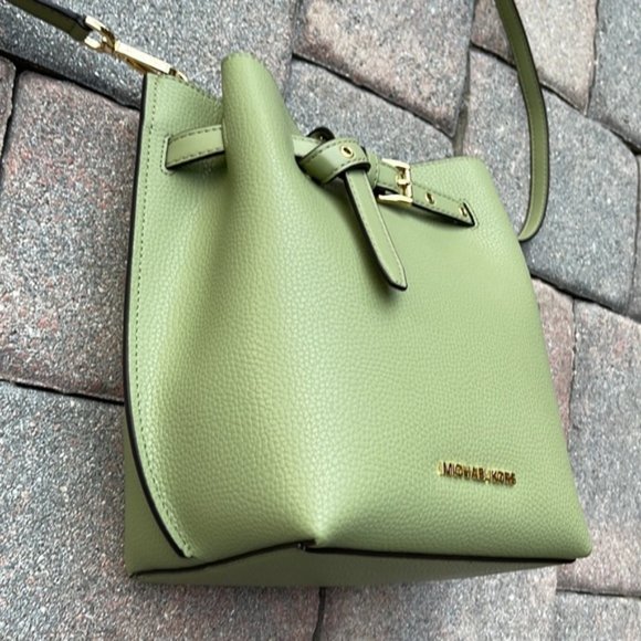 Michael Kors Emilia Small Bucket Bag Messenger Leather Light Sage - Picture 2 of 16